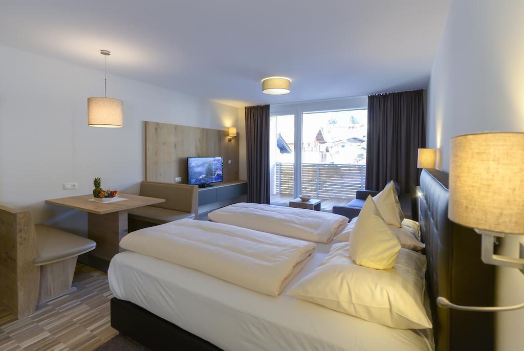 Appartementhotel Sonnenhof 코센 객실 사진
