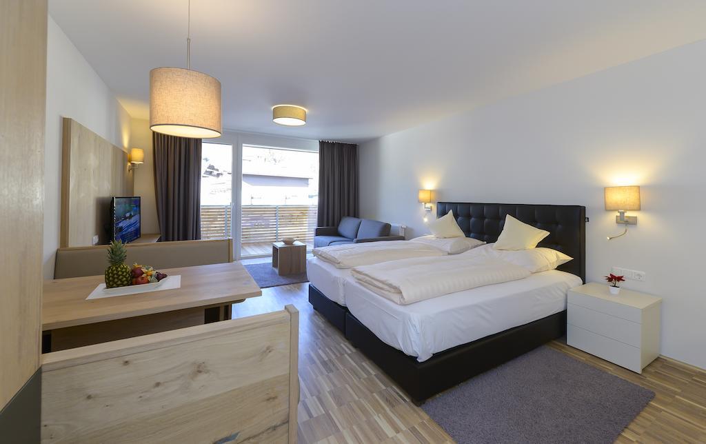 Appartementhotel Sonnenhof 코센 객실 사진